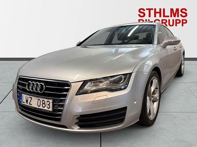 Silver (silver metallic) Begagnad 2012 Audi A7 Sportback Halvkombi | 129 900 kr (Bra pris) - Bild 1/4