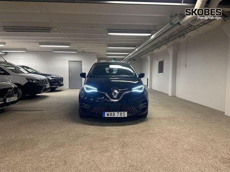 Begagnad Renault Zoe Intens 100 kW (137 HK) 2023 Svart Halvkombi