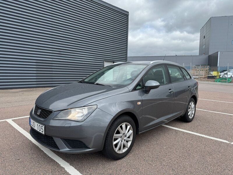 Mörkgrå Begagnad 2013 Seat Ibiza ST Style Kombi | 59 900 kr (Marknadspris) - Bild 1/4