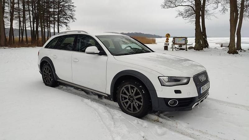 Begagnad Audi A4 Allroad 177 HK (130 kW) 2013 Kombi