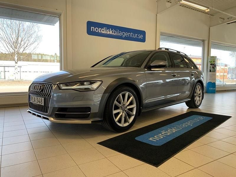 Grå Begagnad 2017 Audi A6 Allroad Design Kombi | 219 900 kr (Marknadspris) - Bild 1/4