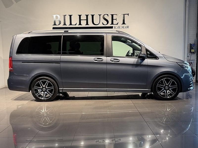 Begagnad Mercedes V250 AMG 190 HK (139 kW) 2018 Grå Minibuss