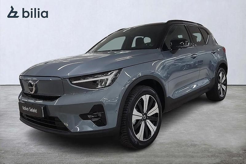 Grå Begagnad 2023 Volvo XC40 Ultimate SUV | 399 000 kr - Bild 1/4