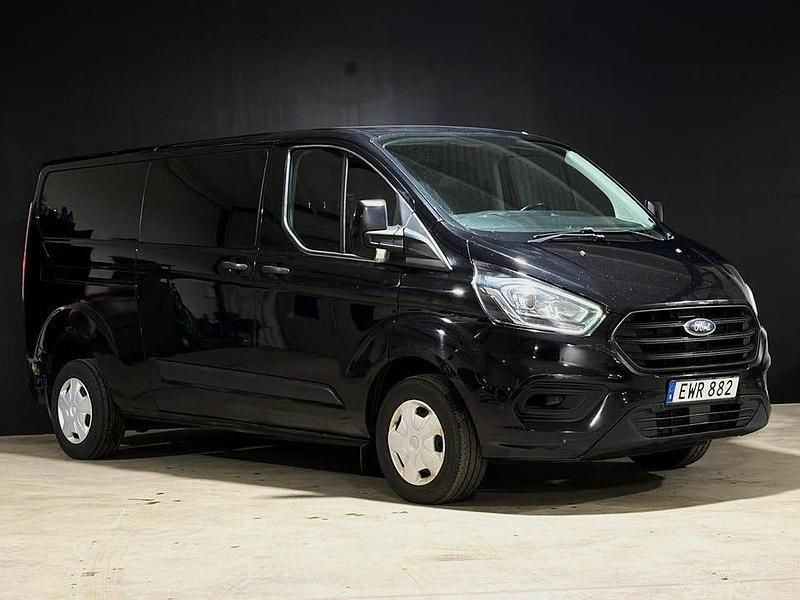 Begagnad Ford Transit Custom 131 HK (96 kW) 2018 Svart Van