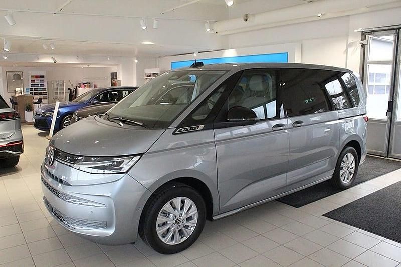 Silver Ny 2026 VW Multivan Van | 753 900 kr (Bra pris) - Bild 1/4