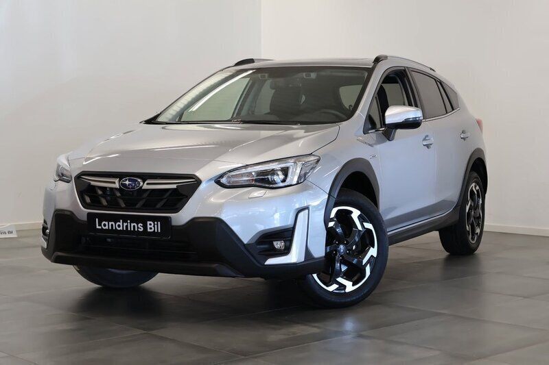 Silver Begagnad 2021 Subaru XV SUV | 314 700 kr (Lite dyr) - Bild 1/4