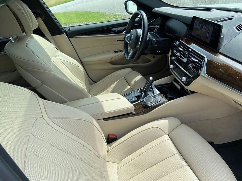 Begagnad BMW 540 M Sport 340 HK (250 kW) 2019 Vit Kombi