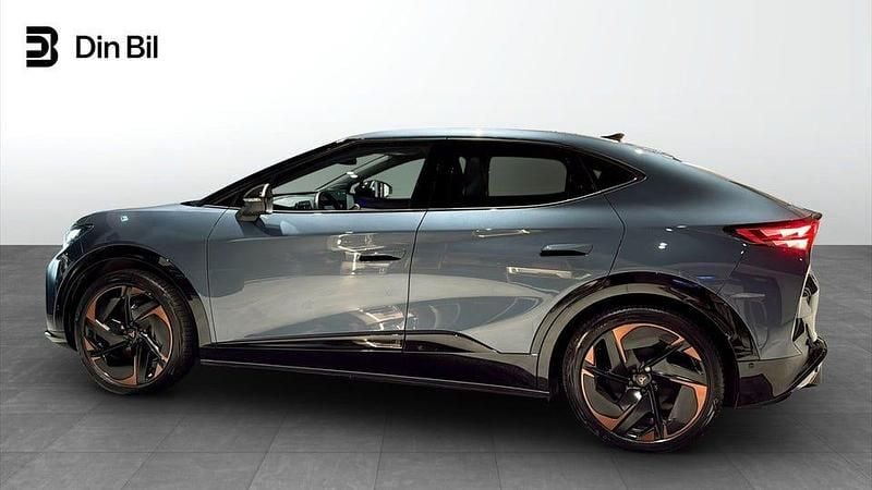 Begagnad Cupra Tavascan VZ 250 kW (340 HK) 2024 Mörkblå SUV