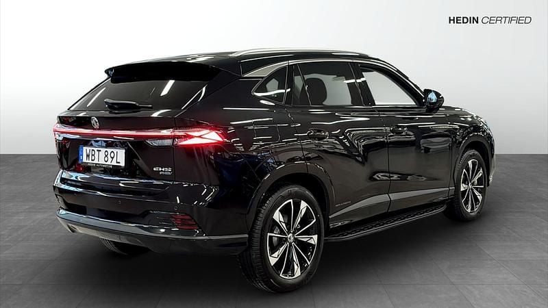 Begagnad MG HS Luxury 339 HK (249 kW) 2024 Svart SUV