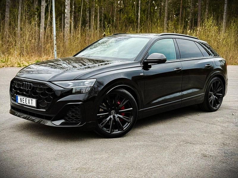 Begagnad 2025 Audi Q8 S-Line SUV | 1 249 900 kr - Bild 1/4