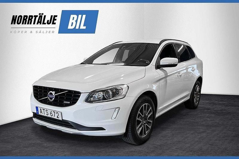 Vit Begagnad 2015 Volvo XC60 Momentum SUV | 174 900 kr (Bra pris) - Bild 1/4