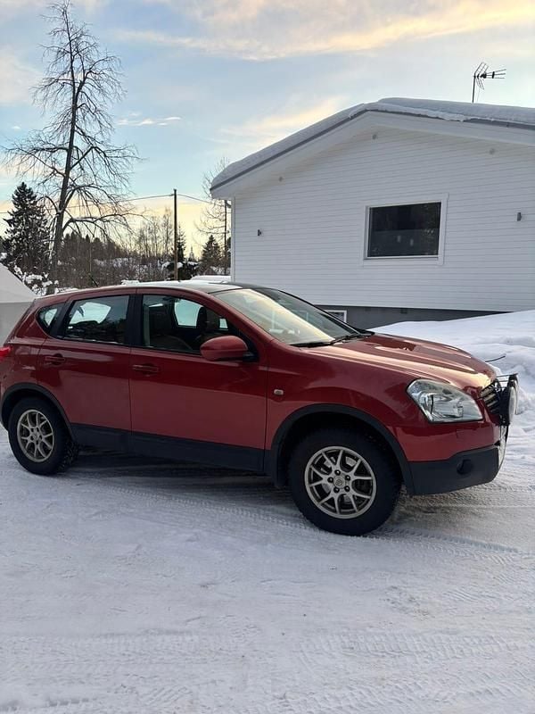 Begagnad Nissan Qashqai Tekna 141 HK (103 kW) 2007 SUV