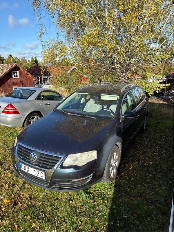 Grå Begagnad 2007 VW Passat Sportline Kombi | 7 500 kr (Superpris) - Bild 1/4