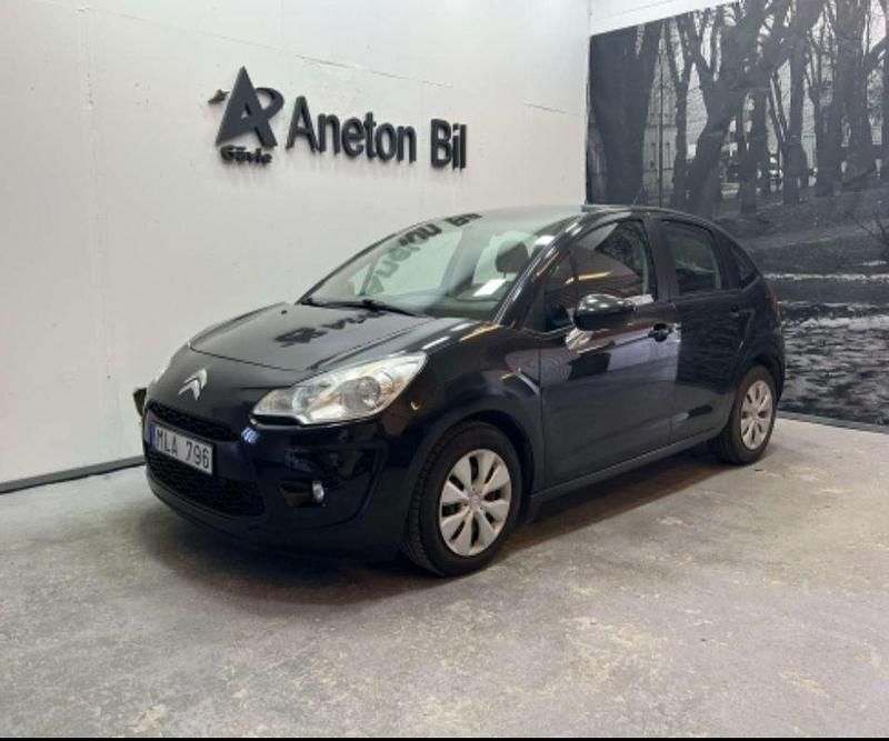 Svart Begagnad 2010 Citroën C3 Halvkombi | 39 800 kr (Lite dyr) - Bild 1/4