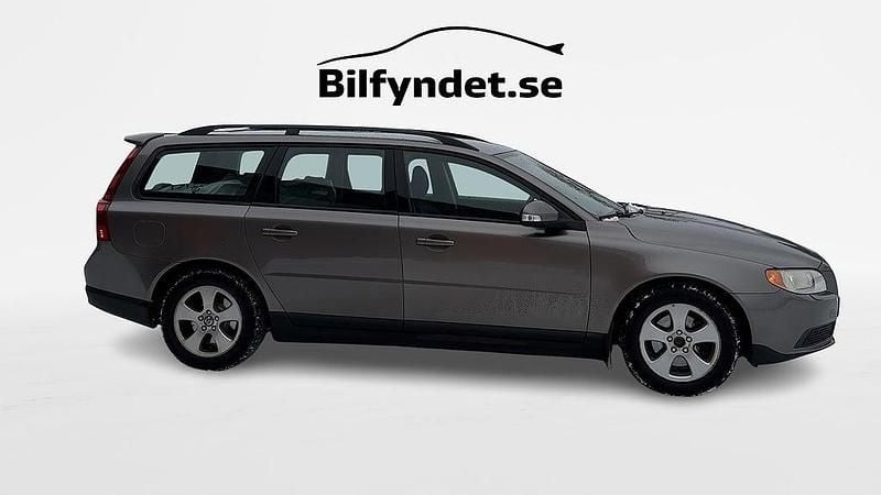 Begagnad Volvo V70 145 HK (106 kW) 2007 Grå Kombi