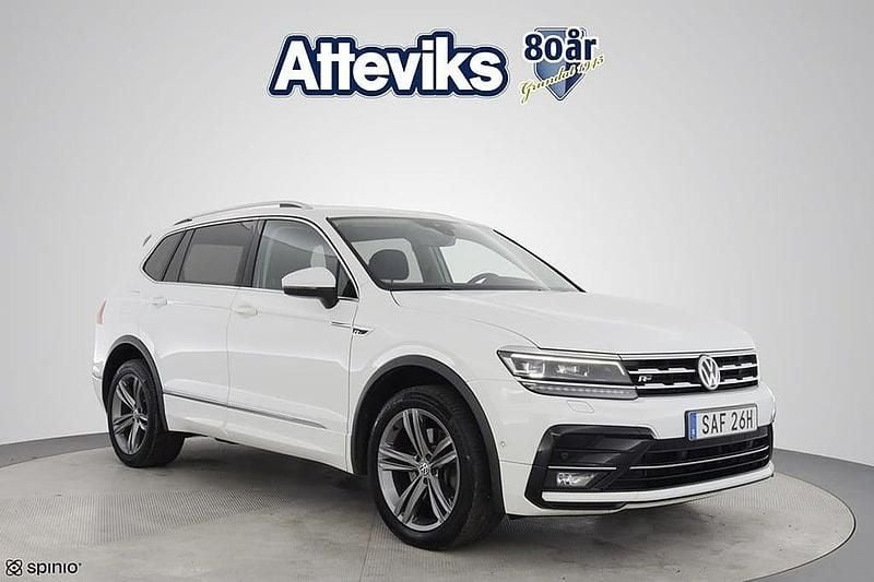 Vit Begagnad 2021 VW Tiguan Allspace R-line SUV | 274 900 kr (Bra pris) - Bild 1/4