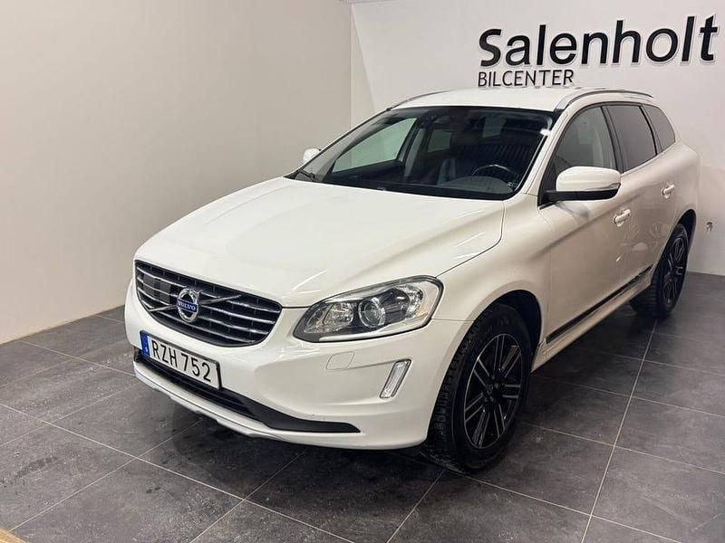 Begagnad Volvo XC60 Standard 190 HK (139 kW) 2016 Vit SUV