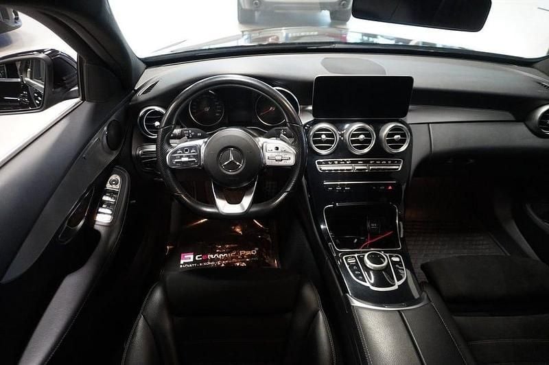 Begagnad Mercedes 220 194 HK (142 kW) 2019 Svart