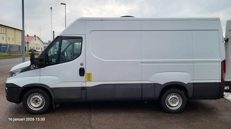 Begagnad Iveco Daily 116 HK (85 kW) 2018 Van