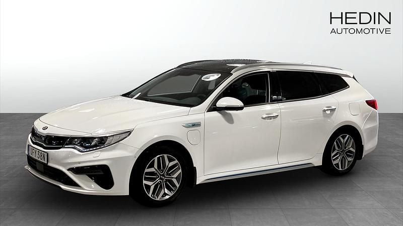 Vit (white) Begagnad 2019 Kia Optima Hybrid 2 Sedan | 189 900 kr (Bra pris) - Bild 1/4