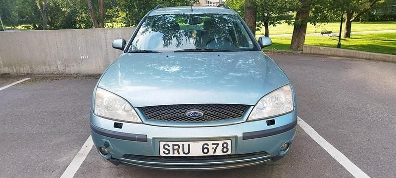 Grön Begagnad 2002 Ford Mondeo Kombi | 6 500 kr (Superpris) - Bild 1/4