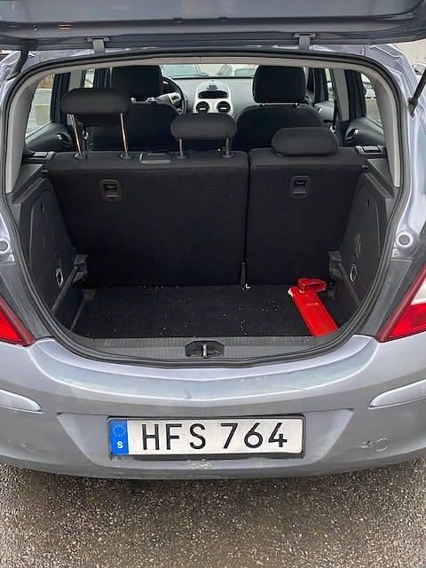 Begagnad Opel Corsa 80 HK (58 kW) 2007 Halvkombi