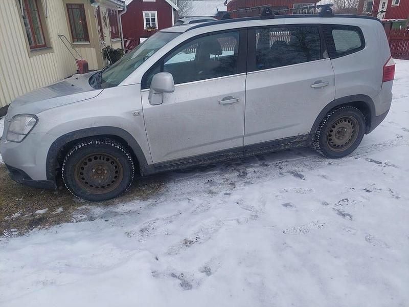Begagnad Chevrolet Orlando 141 HK (103 kW) 2011 Minibuss