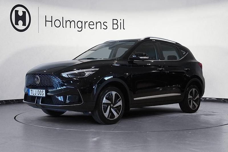 Begagnad MG ZS Luxury 114 kW (156 HK) 2022 Svart SUV