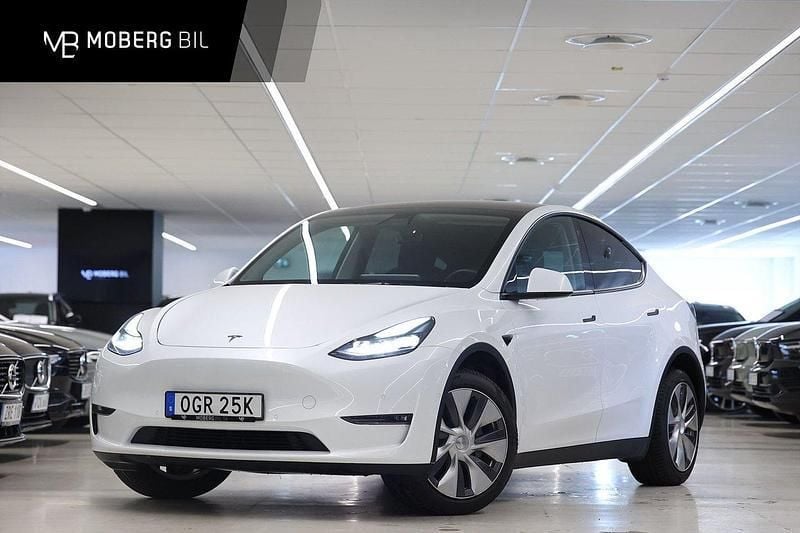Vit Begagnad 2022 Tesla Model Y Long Range SUV | 359 900 kr (Superpris) - Bild 1/3