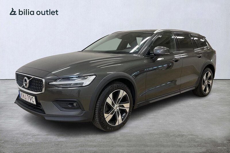 Mörkgrå Begagnad 2019 Volvo V60 CC Kombi | 259 900 kr (Lite dyr) - Bild 1/4