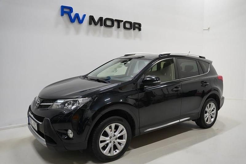 Svart Begagnad 2013 Toyota RAV4 Active SUV | 129 800 kr (Marknadspris) - Bild 1/4
