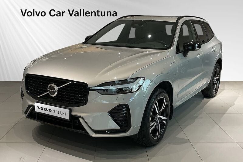 Silver Begagnad 2022 Volvo XC60 R-Design SUV | 459 900 kr (Bra pris) - Bild 1/3