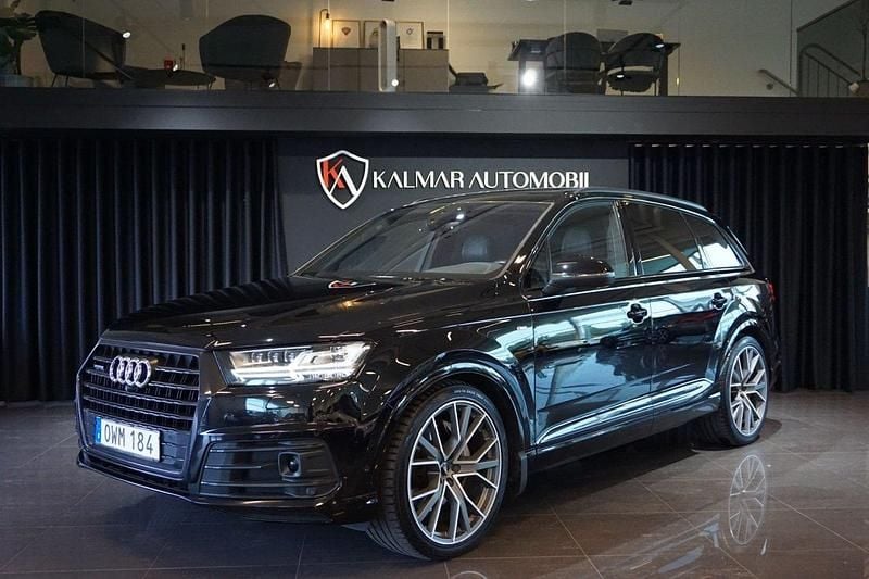 Svart Begagnad 2017 Audi Q7 S-Line SUV | 349 900 kr (Marknadspris) - Bild 1/4