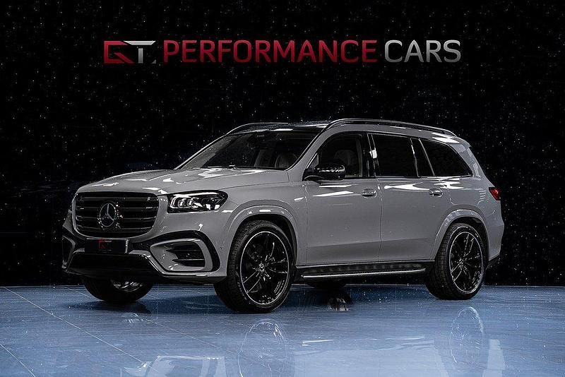 Begagnad 2024 Mercedes GLS580 Premium Plus SUV | 1 239 900 kr - Bild 1/4