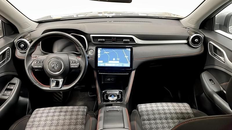 Begagnad MG ZS Comfort 114 kW (156 HK) 2022 Svart SUV