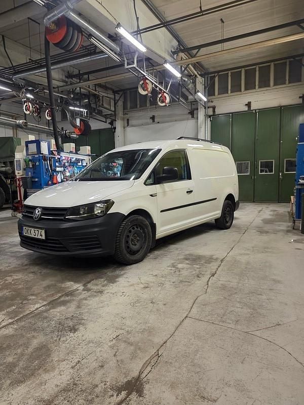 Begagnad 2017 VW Caddy Maxi Minibuss | 129 000 kr (Marknadspris) - Bild 1/4