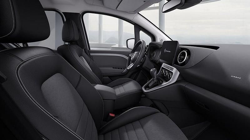 Ny Mercedes T180 Progressive 116 HK (85 kW) 2025 Silver Minibuss