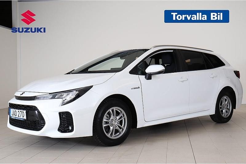 Vit Begagnad 2022 Suzuki Swace Kombi | 249 000 kr (Marknadspris) - Bild 1/3