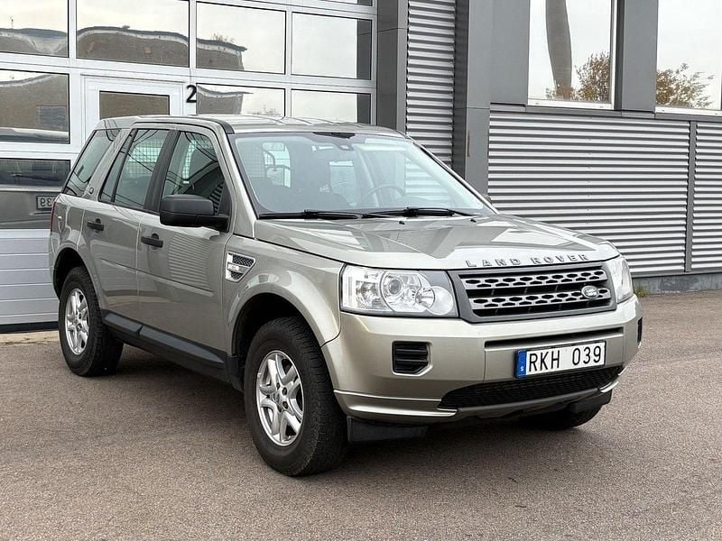Gul Begagnad 2011 Land Rover Freelander 2 SUV | 79 900 kr (Bra pris) - Bild 1/4