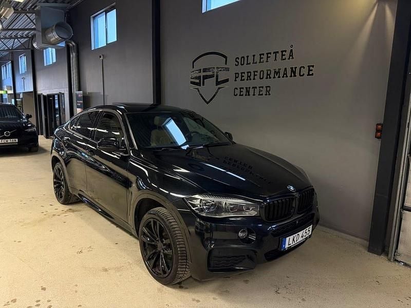 Svart Begagnad 2016 BMW X6 M Sport SUV | 369 900 kr (Marknadspris) - Bild 1/4