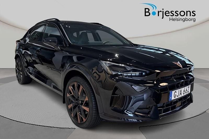 Svart Ny 2025 Cupra Formentor VZ SUV | 499 900 kr (Superpris) - Bild 1/4