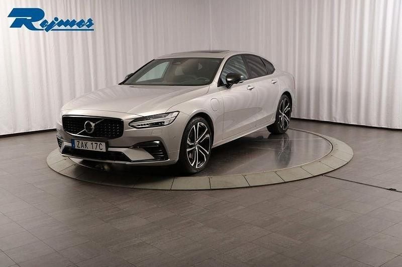 Silver Begagnad 2024 Volvo S90 Ultimate Sedan | 529 900 kr (Bra pris) - Bild 1/4