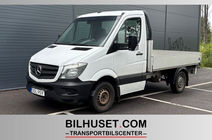 Vit Begagnad 2017 Mercedes Sprinter Van | 149 000 kr (Superpris) - Bild 1/4