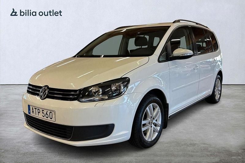 Vit Begagnad 2015 VW Touran Minibuss | 129 900 kr (Marknadspris) - Bild 1/3