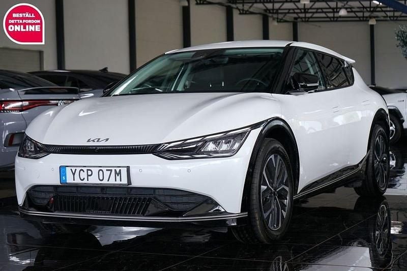 Vit Begagnad 2022 Kia EV6 Plus SUV | 309 900 kr (Marknadspris) - Bild 1/4