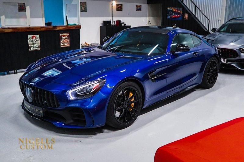Begagnad 2018 Mercedes AMG GT R AMG Sportkupé | 1 589 000 kr - Bild 1/4