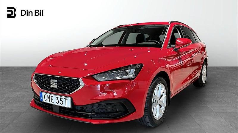 Röd Begagnad 2022 Seat Leon Style Kombi | 184 900 kr (Marknadspris) - Bild 1/4