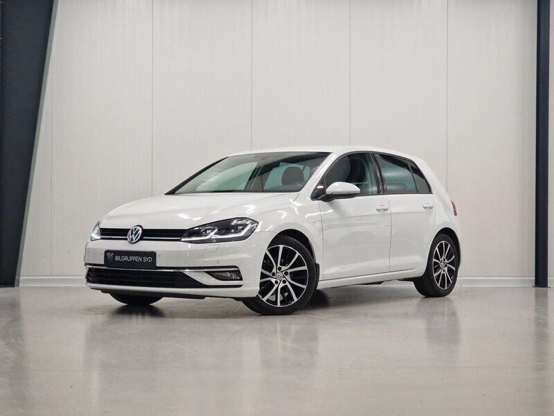 Vit Begagnad 2017 VW Golf VII GT Halvkombi | 229 900 kr (Lite dyr) - Bild 1/4