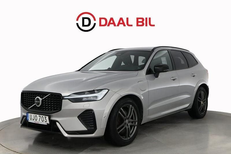 Begagnad Volvo XC60 R-Design 463 HK (340 kW) 2021 Silver SUV