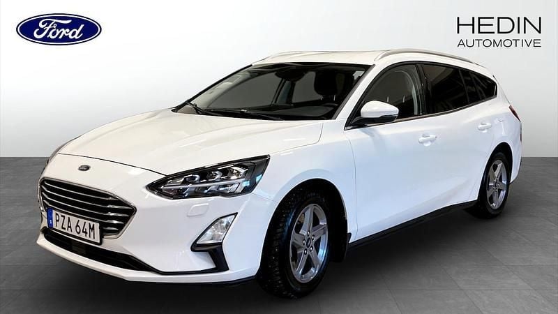 Begagnad Ford Focus Titanium 120 HK (88 kW) 2020 Vit Kombi